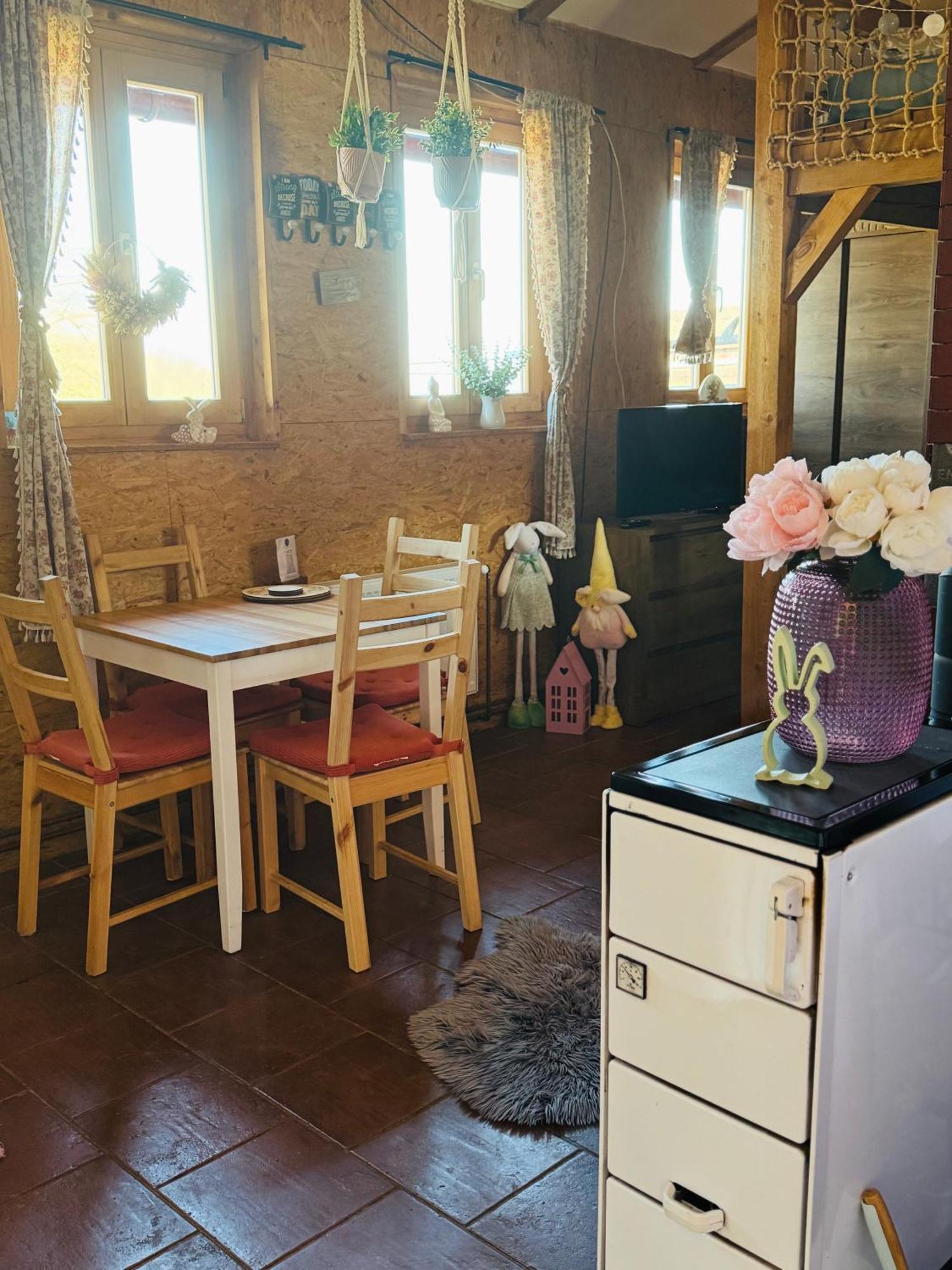 Ubytování na Ranči pod Lovošem Velemin Exterior foto